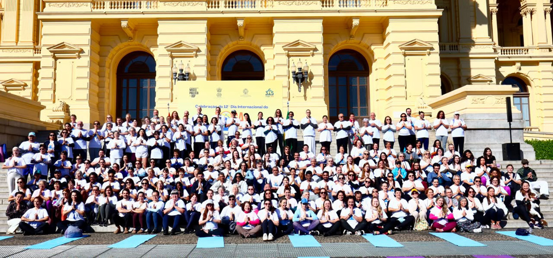 Consul General Hansraj Singh Verma led a curated Yoga session at the iconic Ipiranga Museum, São Paulo, bringing together more than 250 yoga enthusiasts from across the city.